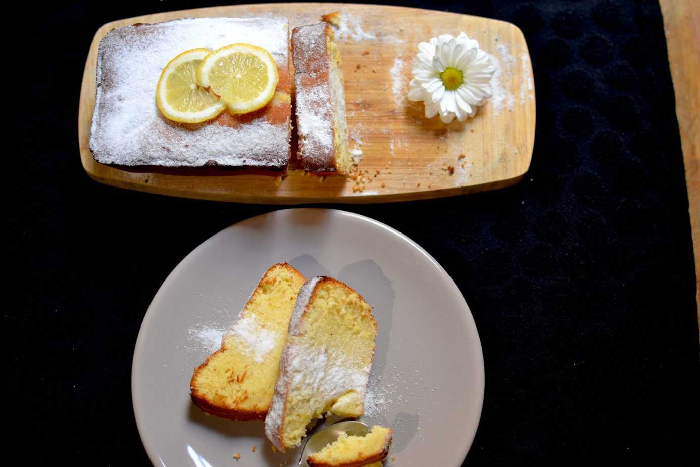 Lemon cake with Greek yogurt - Vegetarian