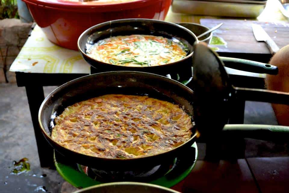 Omelets in frying pans
