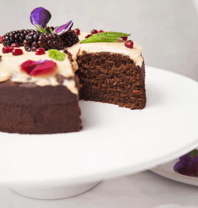 Healthy Vegan Ginger Cake with fruits