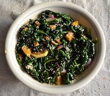 Σαλάτα με Σπανάκι και Πορτοκάλι | Vegan & Χωρίς Γλουτένη. maninio.com
