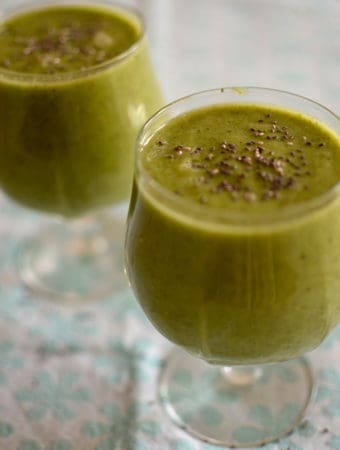 Green Smoothie in glasses